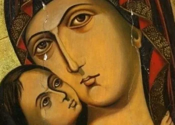 Μία πανίσχυρη προσευχή: Διαβάστε την και η ευλογία της Παναγίας θα είναι πάντα δίπλα σας!