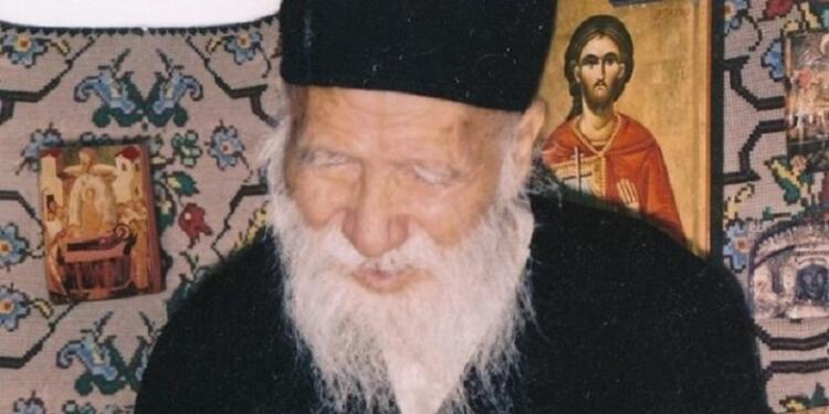 Αγιος Πορφύριος: «Η μητέρα στην προσευχή της για το παιδί πρέπει να ….»