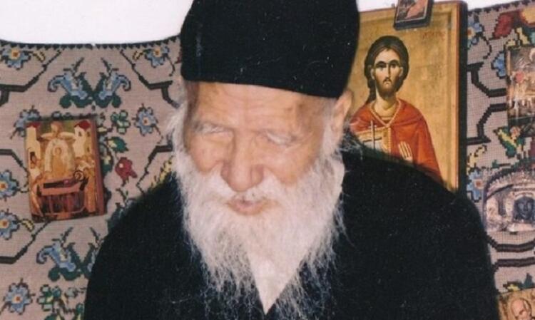 Αγιος Πορφύριος: «Η μητέρα στην προσευχή της για το παιδί πρέπει να ….»