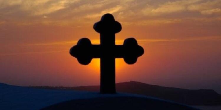 Τι απάντησε ο Θεός όταν Τον ρώτησαν γιατί οι γυναίκες κλαίνε τόσο εύκολα; (Εξαιρετικό δίδαγμα)