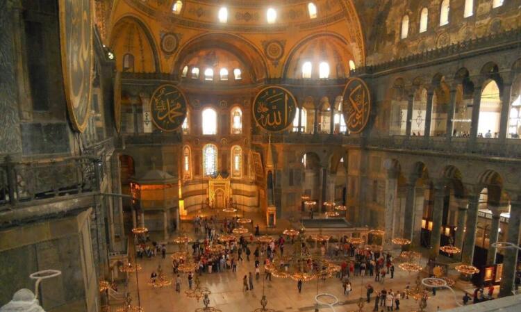 Έρχεται η Μεγάλη Ώρα… – Οι θρύλοι για την Αγιά Σοφία που τρέμουν οι Τούρκοι