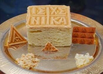 «Κάποιος άγγελος σταλμένος από το Χριστό είχε τοποθετήσει το μικρό πρόσφορο στην Αγία Τράπεζα…»