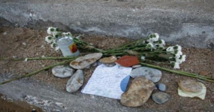 Η Κηδεία Του Δίκαιου Πατέρα. Με Χιόνια, Βροχές, Αέρα, Κρύο, Δεν Πάτησε Στην Κηδεία Του Κανένας