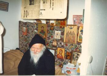 Άγιος Πορφύριος: Το μυστικό για να σου φύγει η στενοχώρια