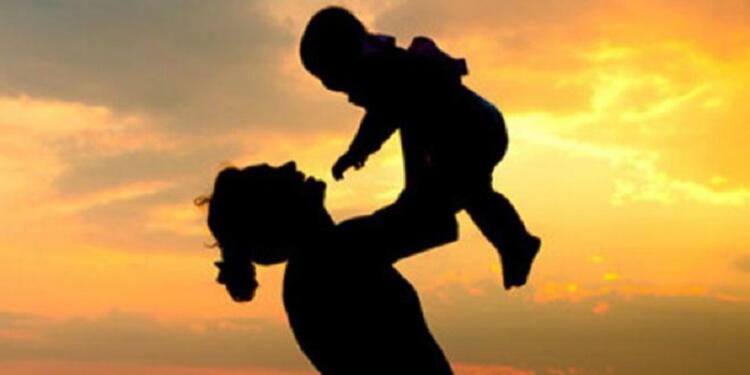 Εάν Είσαι Μάνα Πρέπει Να Μάθεις Να Λες Αυτή Την Προσευχή Για Την Προστασία Του Παιδιού Σου.