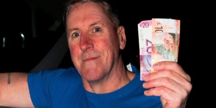 50χρονος πήγε στο ΑΤΜ και βρήκε ξεχασμένα λεφτά – Δεν θα πιστεύετε τι του συνέβη λίγες ώρες μετά