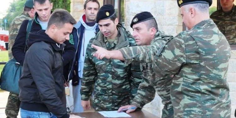 Σε περίπτωση επιστράτευσης: Ποιες ηλικίες καλούνται