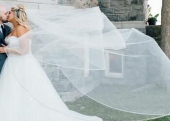 Κάποιος φώναξε την ώρα της τελετής – Τότε η νυφη κατέβασε το νυφικό της μπροστά σε όλους και…