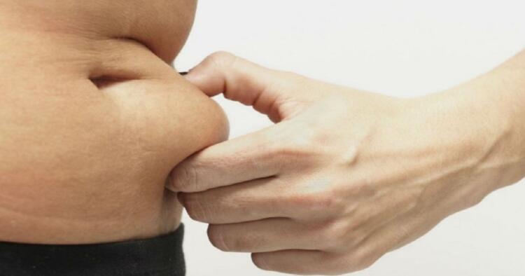 Μεγάλη προσοχή – Αυτές είναι οι 5 τροφές που «κάθονται» κατευθείαν στην κοιλιά