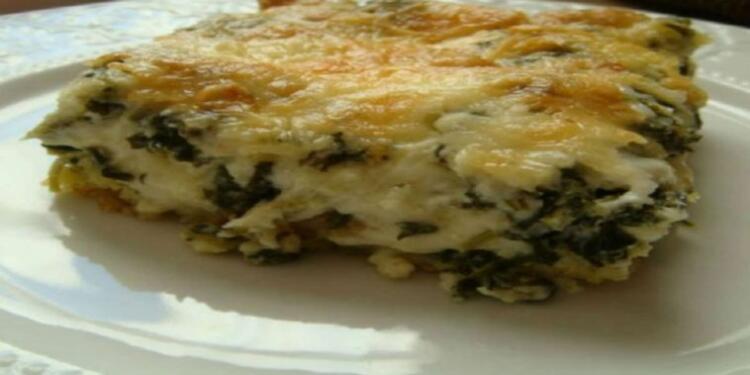 Υπέροχη  πίτα με σπανάκι και τυρί χωρίς φύλλο!