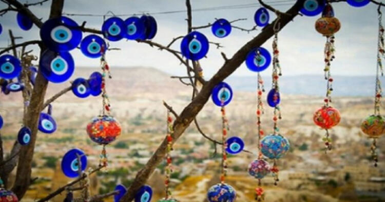 Πετάξετε αμέσως απο πάνω σας – Αυτά είναι τα επικίνδυνα φυλαχτά