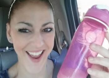 41χρονη μητέρα πέθανε μετά από έντονο πονοκέφαλο – Αν έχετε κάποιο από τα συμπτώματα πηγαίντε σε ένα γιατρό