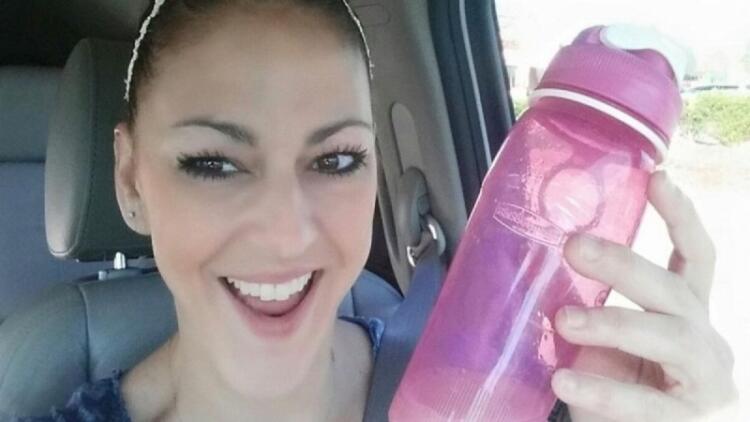 41χρονη μητέρα πέθανε μετά από έντονο πονοκέφαλο – Αν έχετε κάποιο από τα συμπτώματα πηγαίντε σε ένα γιατρό