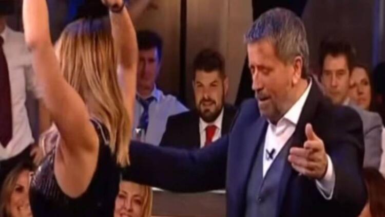 Το αμαρτωλό τσιφτετέλι πασίγνωστης τραγουδίστριας στην αγκαλιά του Σπύρου Παπαδόπουλου που «γκρέμισε» το διαδίκτυο!