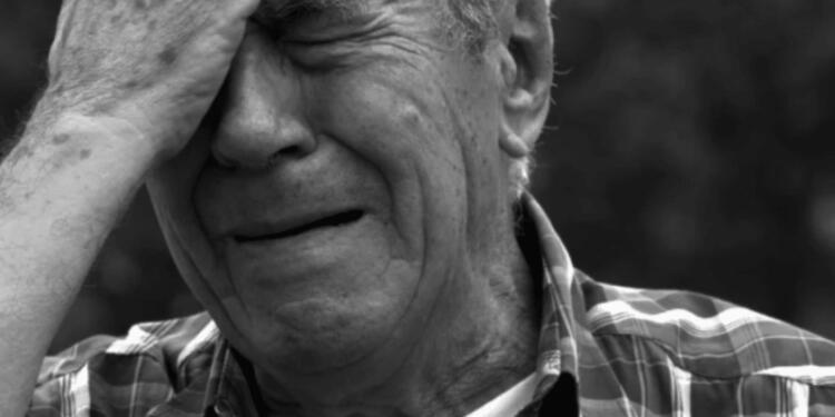 «Κλαίω γιατί υπήρξα πολύ μεγάλος μ@λ@κ@ς – Σας παρακαλώ αυτό να γράψετε στον τάφο μου»