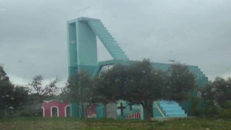 Το μυστηριώδες κτίσμα στην Αττική Οδό που κρύβει μια οικογενειακή τραγωδία!