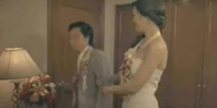 Ο γαμπρός λιποθύμησε την πρώτη νύχτα γάμου όταν είδε την εκθαμβωτική (μέχρι τότε τουλάχιστον) νύφη να ξεντύνεται (βίντεο)