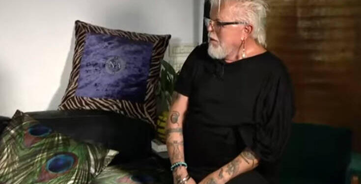 Νίκος Αποστολόπουλος: «Βλέπω άτομα που έχουν φύγει από τη ζωή να… κυκλοφορούν»