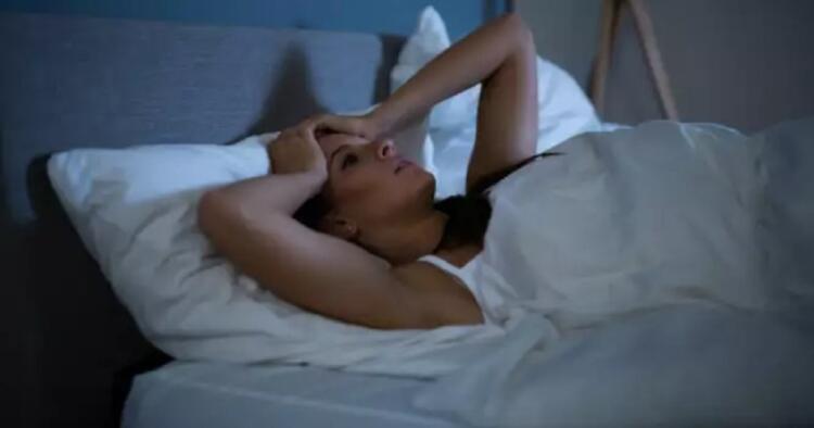 Κάντε εξέταση αίματος αν σας συμβαίνει αυτό τη νύχτα στο κρεβάτι: Σημάδι σοβαρής κατάστασης