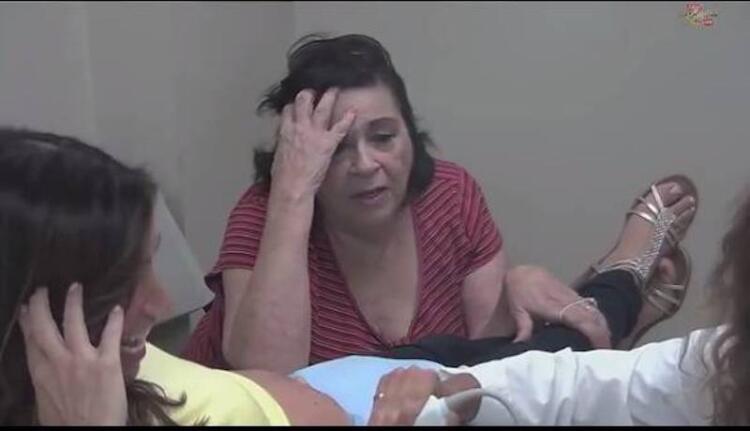 Δείτε γιατί αυτή η γιαγιά σοκαρίστηκε μόλις είδε στον υπέρηχο το μωράκι της κόρης της! (ΒΙΝΤΕΟ)