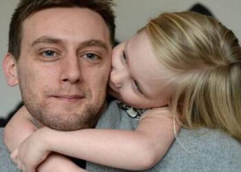 Το συγκινητικό γράμμα ενός πατέρα με καρκίνο στην κόρη του, που ραγίζει και την πιο σκληρή καρδιά!