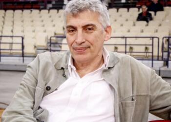 Ο Παναγιώτης Φασούλας για όλα: Ο γάμος, οι κρίσεις και η μάχη του γιου του με την λευχαιμία