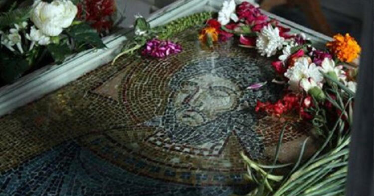 Λέγομαι Μαρία ,είμαι 50 χρονών και μεσίτρια στο επάγγελμα. Θέλω να σας διηγηθώ μια προσωπική μου εμπειρία,για μένα ενα θαύμα που βίωσα