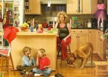 Ένας άντρας επέστρεψε σπίτι του από τη δουλειά. Το θέαμα που αντίκρισε σίγουρα δεν το περίμενε με τίποτα!