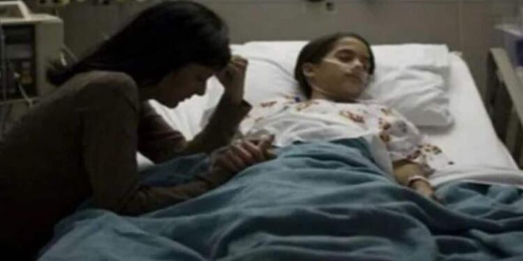 Μια μάνα έχασε τον γιο της – Μέχρι που ανακάλυψε ένα διπλωμένο χαρτί σε μια τσέπη από τα παντελόνια του