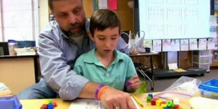 Συγκινητική ιστορία: Όταν αυτός ο δάσκαλος είδε τους μαθητές του πεινασμένους, έκανε κάτι φοβερό