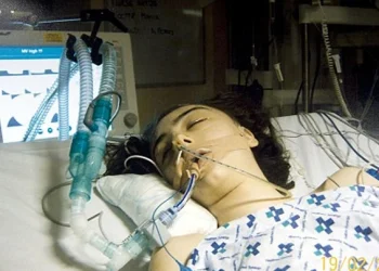 Επανήλθε στη ζωή όταν τη ράντισαν με αγιασμένο νερό