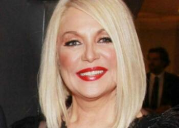 “Ο Άγιος Παΐσιος με σήκωσε από το…”: Αποκάλυψη σοκ από την Ρούλα Κορομηλά!