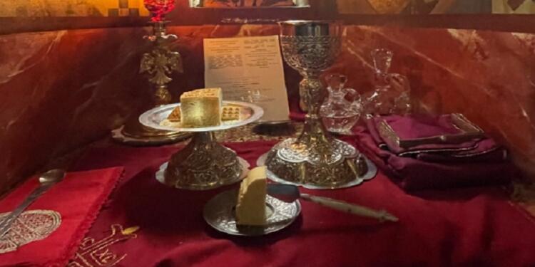 Μπορώ να κοινωνήσω Μέγαλο Σάββατο βράδυ, έστω κι αν δεν είμαι έτοιμος και δεν έχω εξομολογηθεί για καιρό;