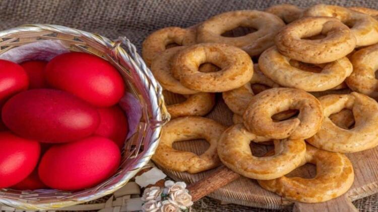 Κλασικά πασχαλινά κουλουράκια, εύκολα και γρήγορα!