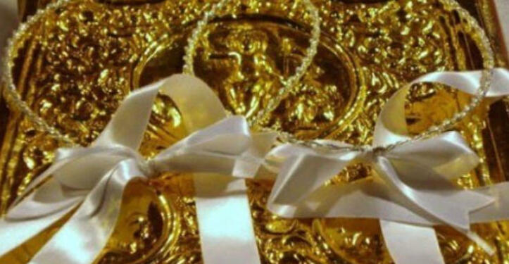 Τί πρέπει να κάνουμε τα στέφανα σε περίπτωση διαζυγίου ή θανάτου