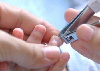 Τετάρτη και Παρασκευή τα νύχια να μην κόψεις. Γιατί το έλεγαν οι γιαγιάδες;