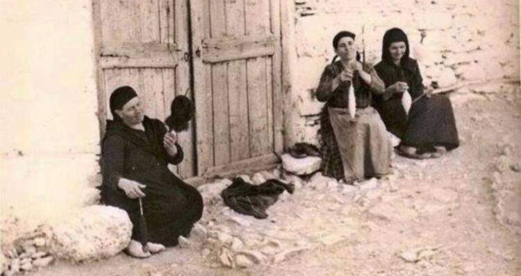 Όταν γιαγιάδες αγράμματες μας είπαν σοφές κουβέντες, συμβουλές για την αληθινή ζωή που δεν ζήσαμε