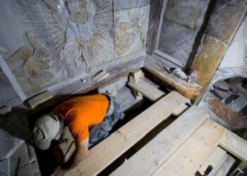 «Ήμουν ο πρώτος άνθρωπος που μπήκε μέσα στον τάφο του Χριστού. Ναι, μύριζε μύρο παντού και …»