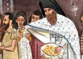 Πρέπει να φιλάμε το χέρι του Ιερέα;