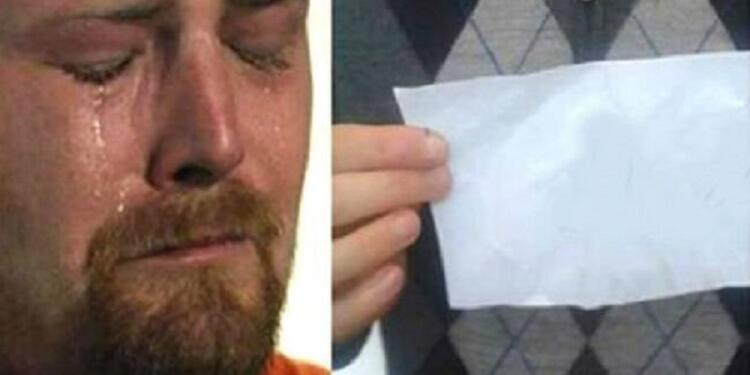 Όταν μπήκε στο σπίτι του είδε τα πάντα καθαρά και το κρεβάτι του στρωμένο. Δευτερόλεπτα αργότερα, βρήκε αυτό το σημείωμα…