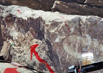 Τα πατήματα της Παναγίας στον Προυσό Ευρυτανίας