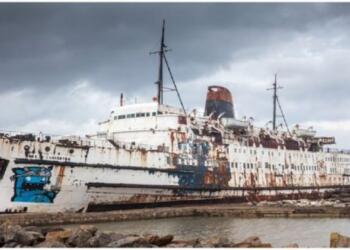 Ήταν Ερειπωμένο στο ίδιο Σημείο εδώ και 30 Χρόνια. Όταν Μπήκαν μέσα δεν Πίστευαν στα Μάτια τους