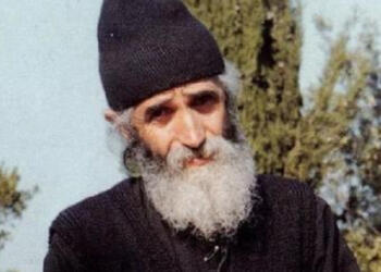 Άγιος Παΐσιος: Προσέχετε η λύπη κάνει αυτό το μεγάλο κακό..