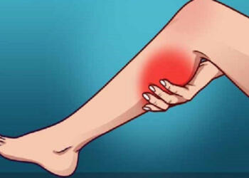 Κράμπες στα πόδια όταν κοιμάστε: Δείτε με ποιες ασθένειες συνδέονται