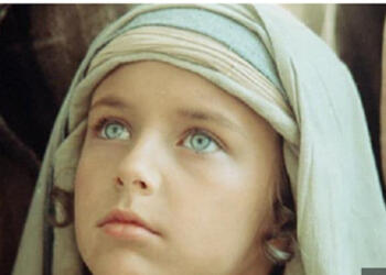 Αγνώριστος! Δείτε πως είναι σήμερα το γαλανομάτικο αγόρι του «Ο Ιησούς Από Την Ναζαρέτ» [photo]