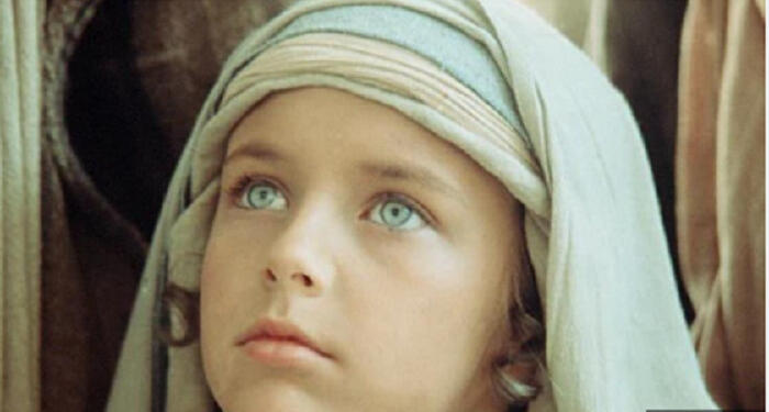 Αγνώριστος! Δείτε πως είναι σήμερα το γαλανομάτικο αγόρι του «Ο Ιησούς Από Την Ναζαρέτ» [photo]