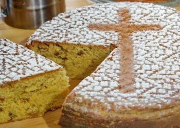 Ο λόγος που φτιάχνουμε φανουρόπιτα στις 27 Αυγούστου—Η εύκολη συνταγή του Πετρετζίκη