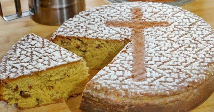 Ο λόγος που φτιάχνουμε φανουρόπιτα στις 27 Αυγούστου—Η εύκολη συνταγή του Πετρετζίκη