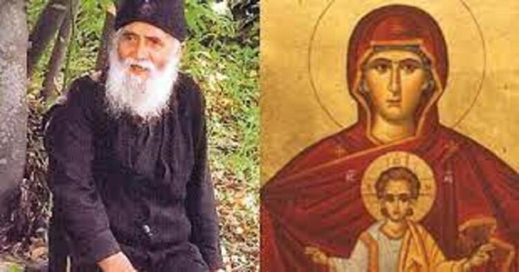 Όταν τις ψέλνεις αυτά τα δύο η Παναγία θα σε βοηθά!