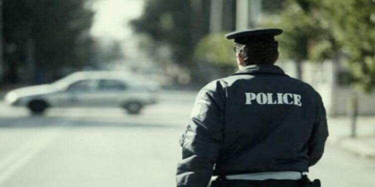 Το Έγκλημα που Σόκαρε την Ελλάδα: Ο πατέρας κρατούσε με σχοινί τον γαμπρό και η μικρή κόρη τον σκότωνε